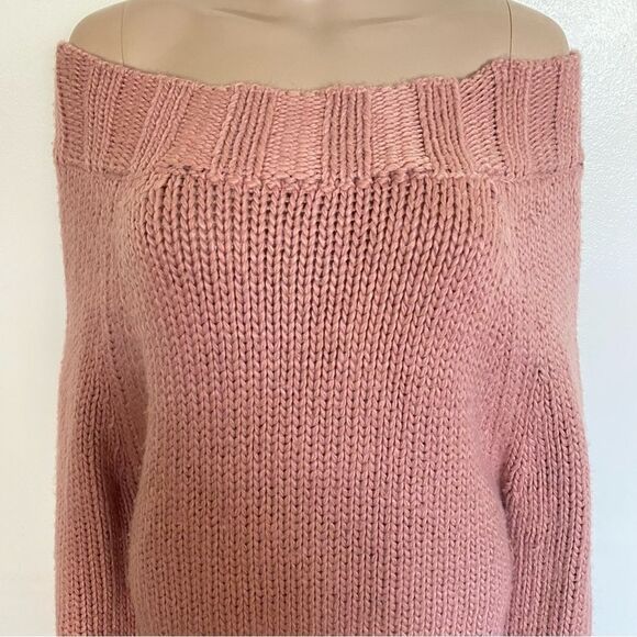 Ecru Lab Women’s Size M Blush Pink Long Sleeve Off The Shoulder Knit Sweater - Picture 3 of 8